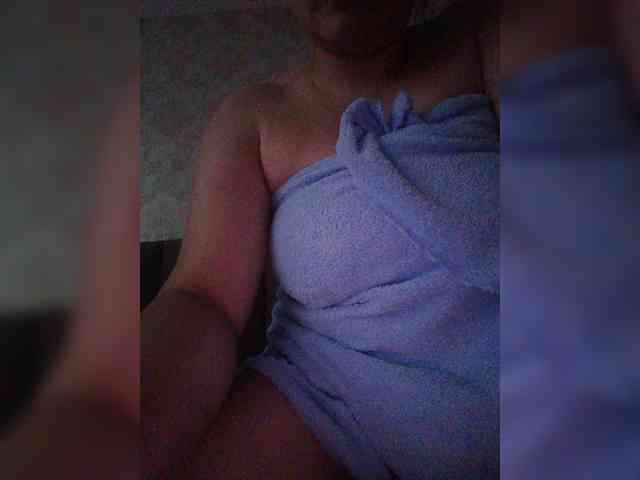 AnitaJones webcam