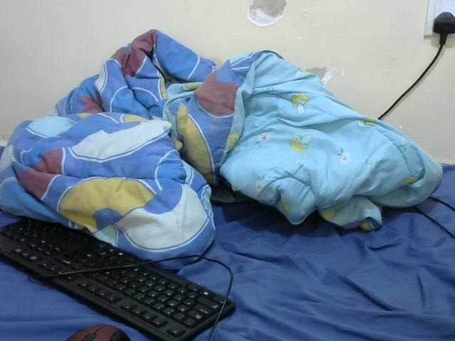 Hotvilian live cam on BongaCams