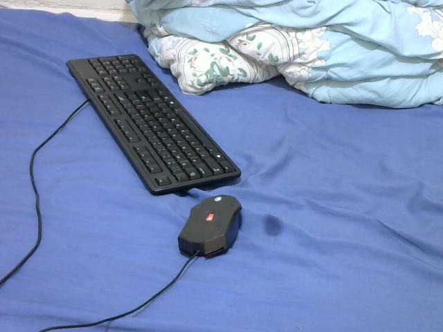 Hotvilian live cam on BongaCams