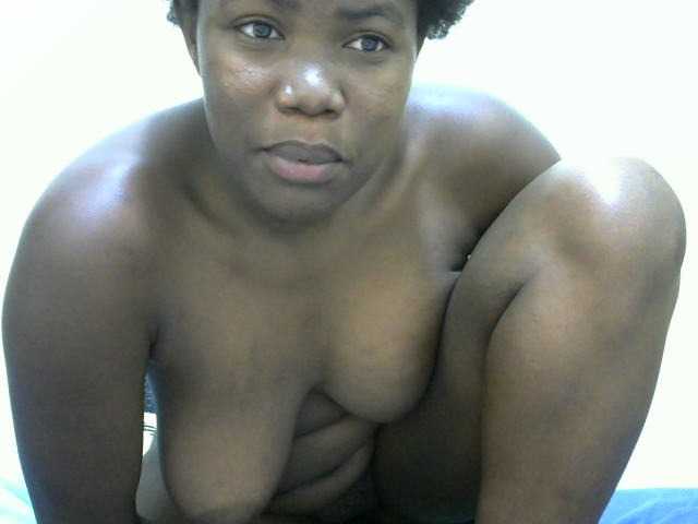 Hotvilian live cam on BongaCams