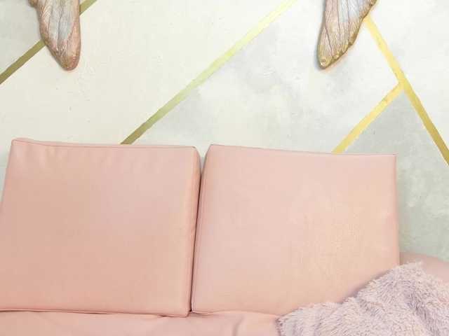 Luna-cruz live cam on BongaCams