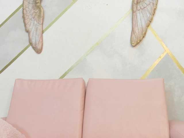 Luna-cruz live cam on BongaCams