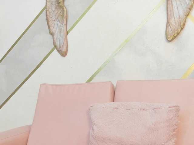 Luna-cruz live cam on BongaCams