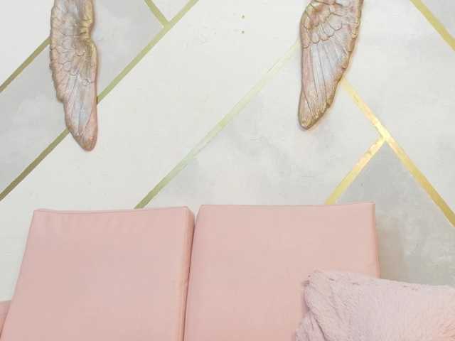 Luna-cruz live cam on BongaCams