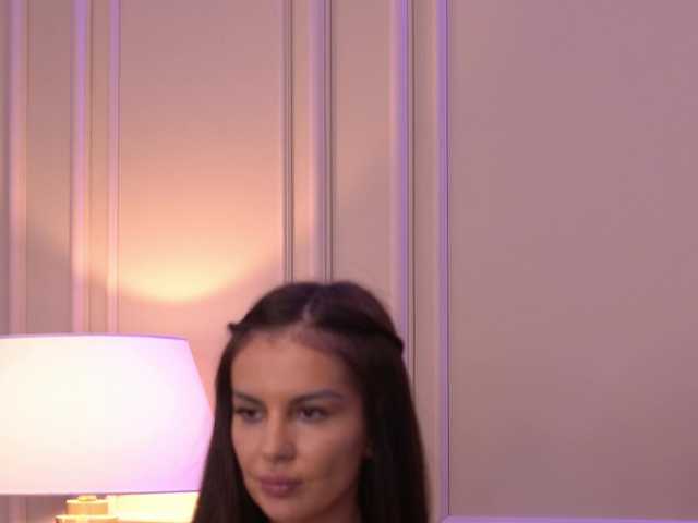 MirandaRaye live cam on BongaCams