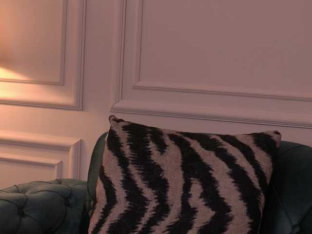 MirandaRaye live cam on BongaCams