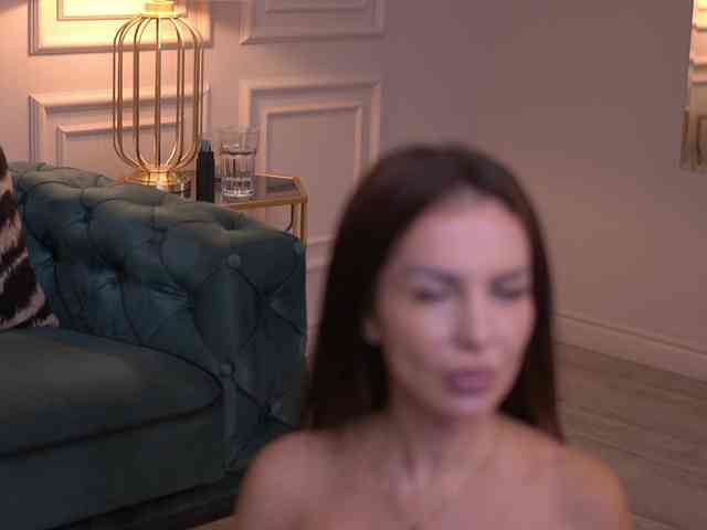 MirandaRaye webcam