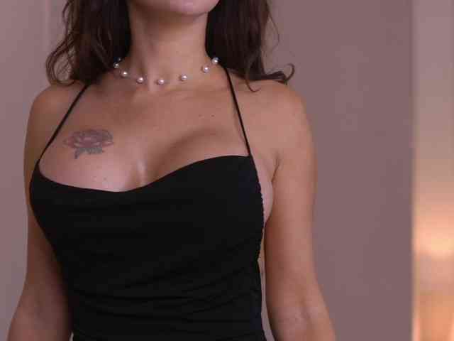 MirandaRaye webcam