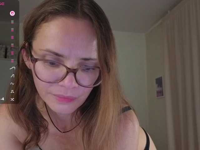 mmmayday live cam on BongaCams