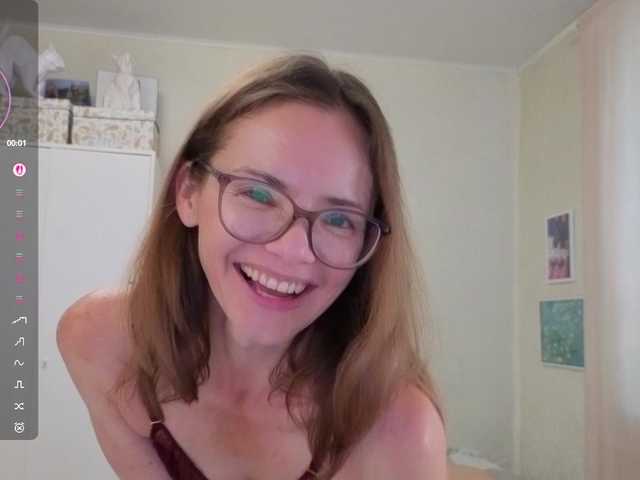 mmmayday live cam on BongaCams