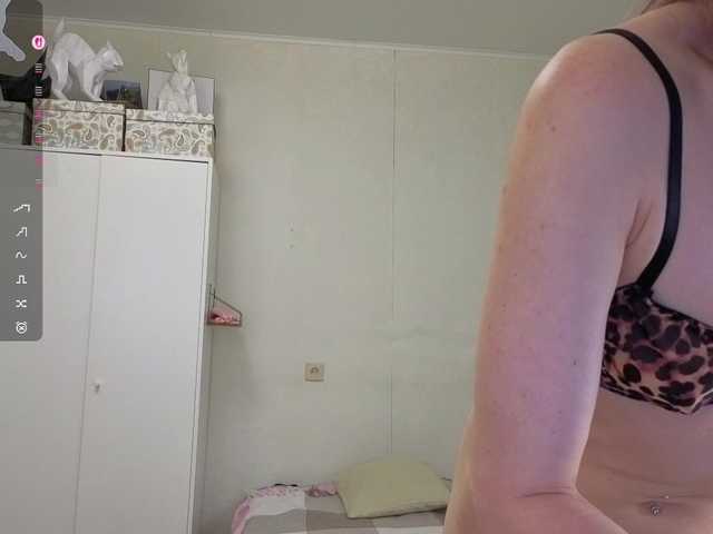 mmmayday live cam on BongaCams