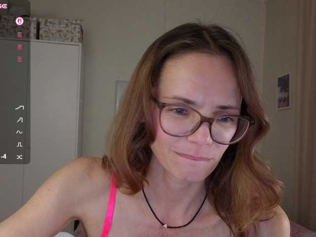 mmmayday live cam on BongaCams
