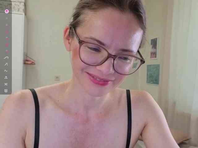 mmmayday webcam