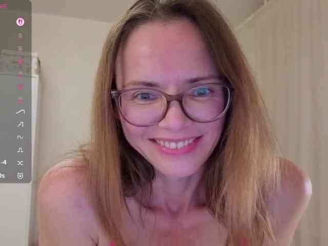 mmmayday webcam