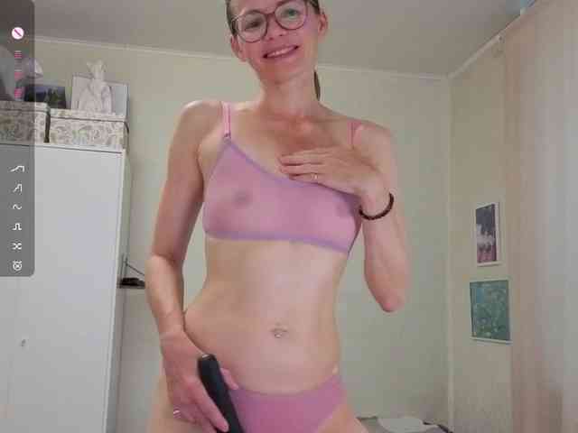 mmmayday webcam