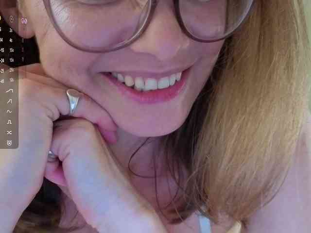 mmmayday webcam