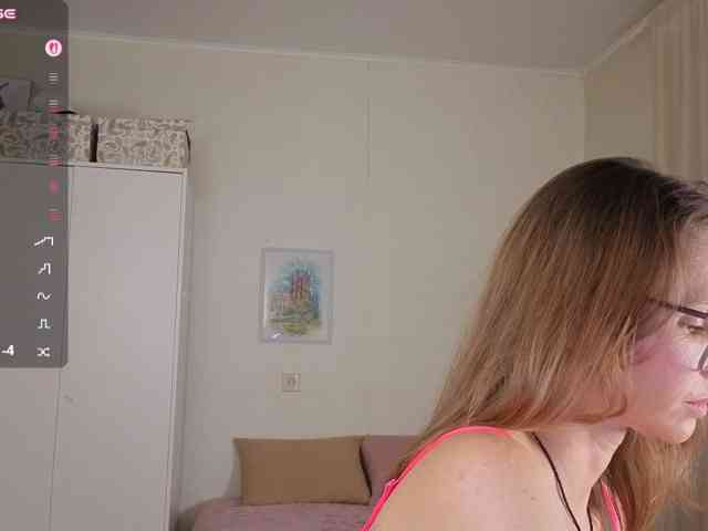 Modella: mmmayday