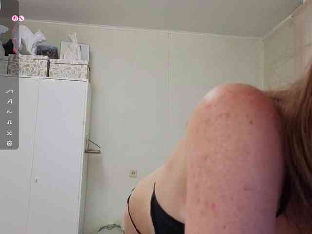mmmayday webcam