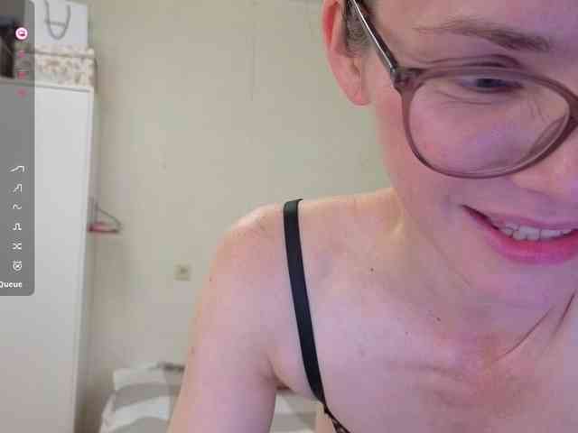 mmmayday webcam
