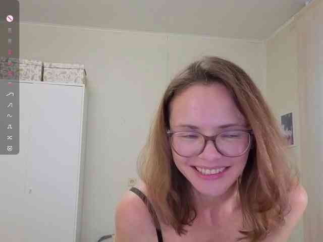 mmmayday webcam