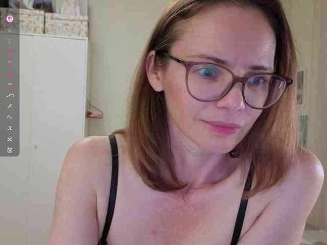 mmmayday webcam