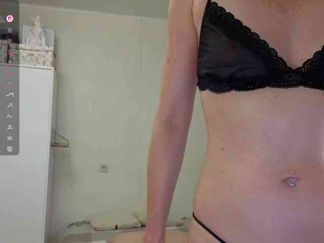 mmmayday webcam