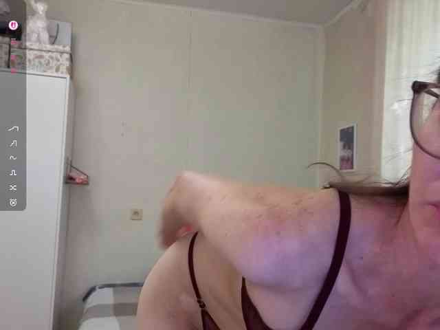 mmmayday webcam