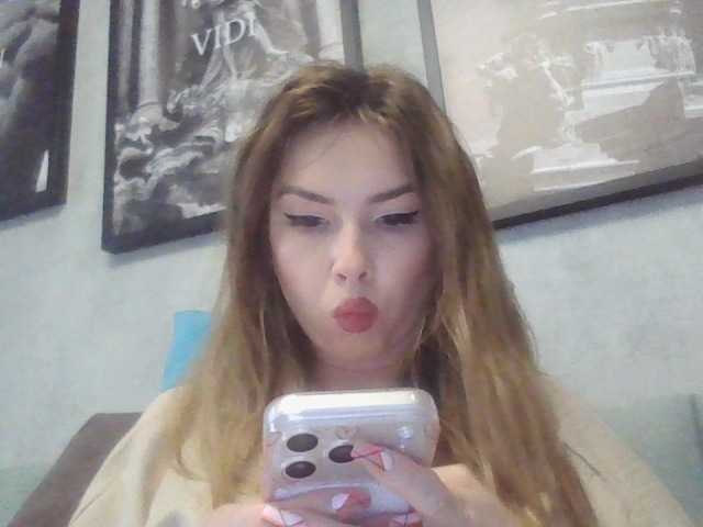 Tender1Gaze live cam on BongaCams