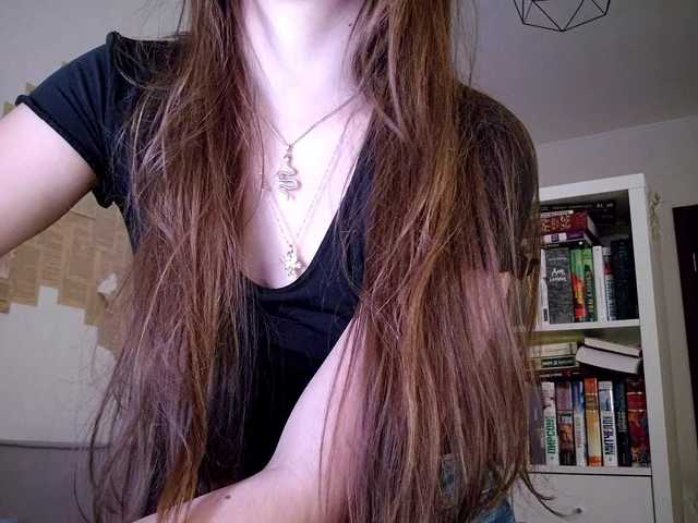 Miaivy Live Cam on BongaCams