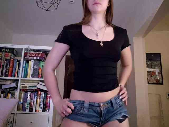 Model: Miaivy