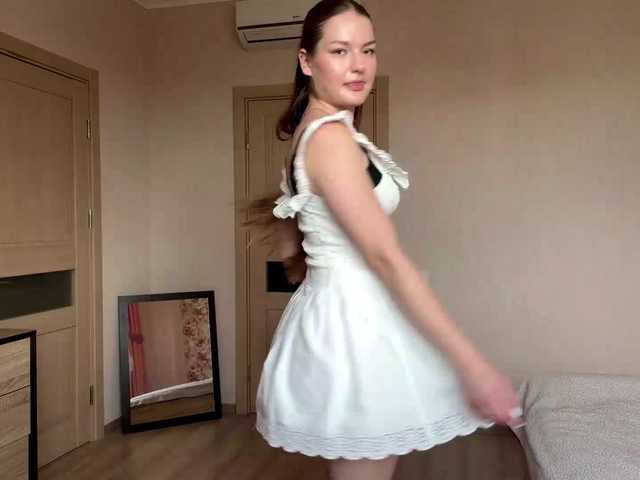 lizzzanatoo live cam on BongaCams