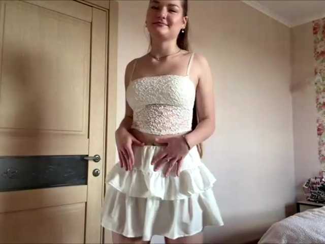 lizzzanatoo live cam on BongaCams