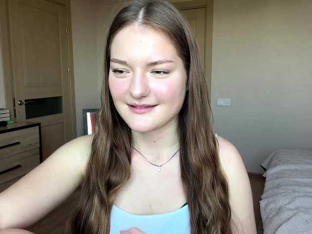 lizzzanatoo live cam on BongaCams