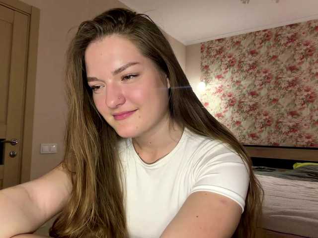 lizzzanatoo live cam on BongaCams