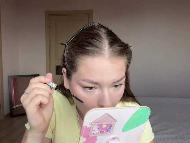 lizzzanatoo live cam on BongaCams