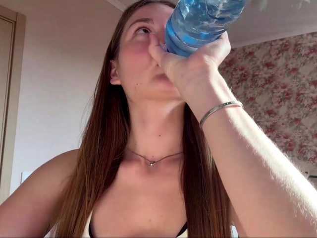 lizzzanatoo
