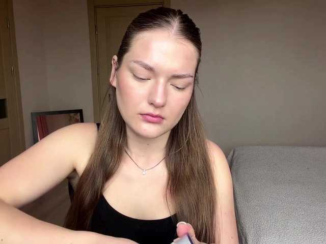 lizzzanatoo live cam on BongaCams