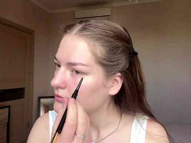 lizzzanatoo webcam