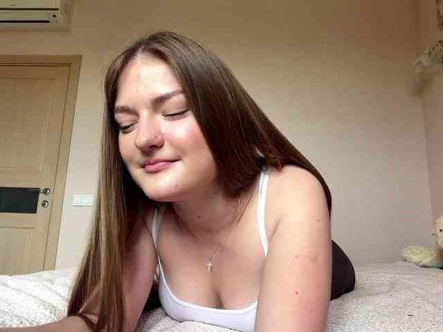 lizzzanatoo webcam