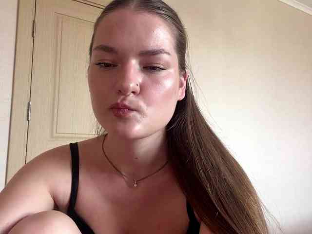lizzzanatoo webcam