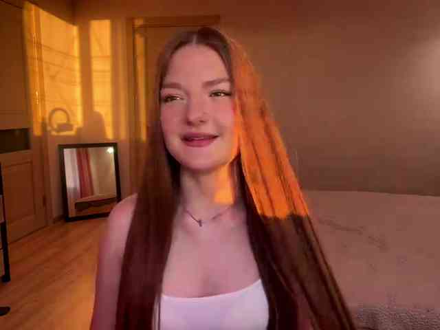 lizzzanatoo webcam