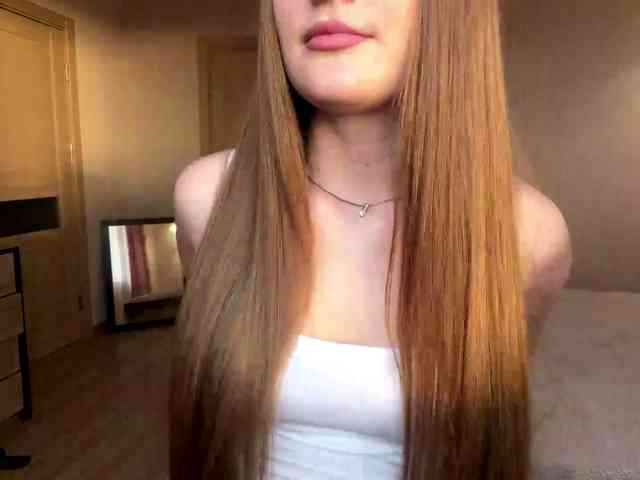 lizzzanatoo webcam