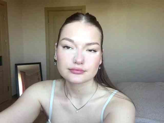 lizzzanatoo webcam