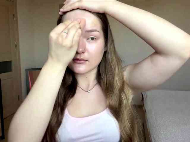 lizzzanatoo webcam