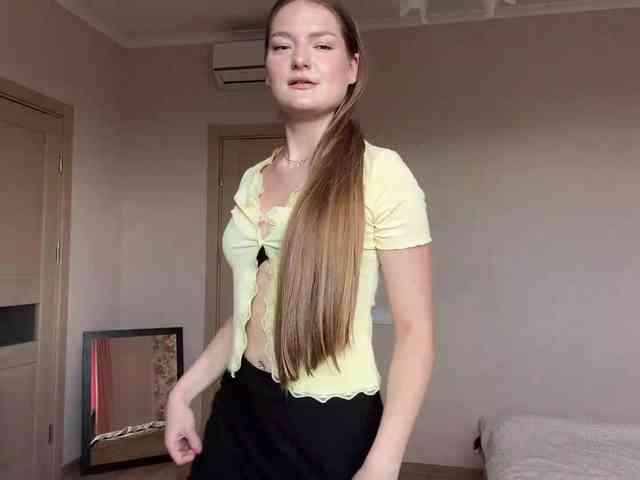 lizzzanatoo webcam