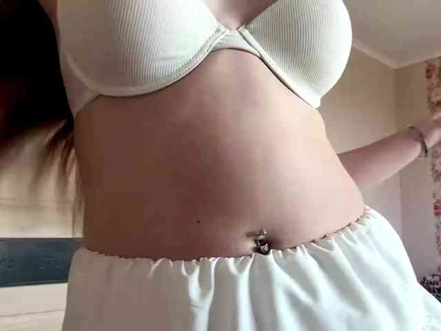lizzzanatoo webcam