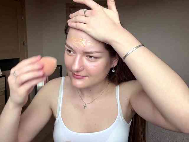 lizzzanatoo webcam