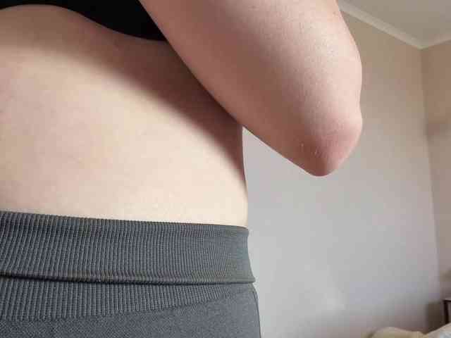 lizzzanatoo webcam