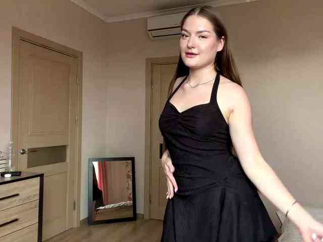 lizzzanatoo webcam