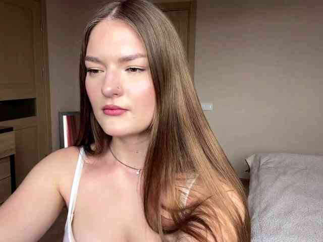 lizzzanatoo webcam